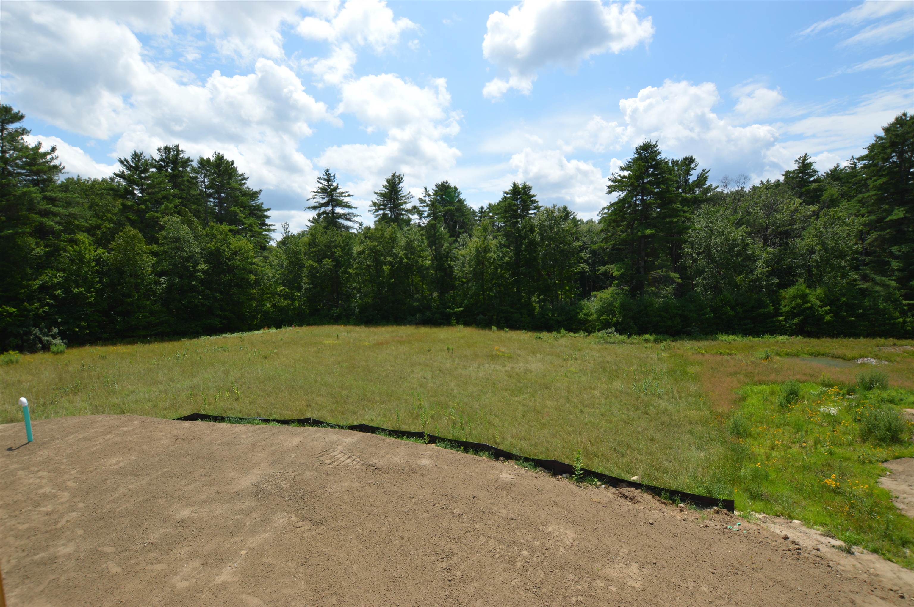 Concord, New Hampshire 03301, United States, 3 Bedrooms Bedrooms, ,3 BathroomsBathrooms,Residential,Active,117115