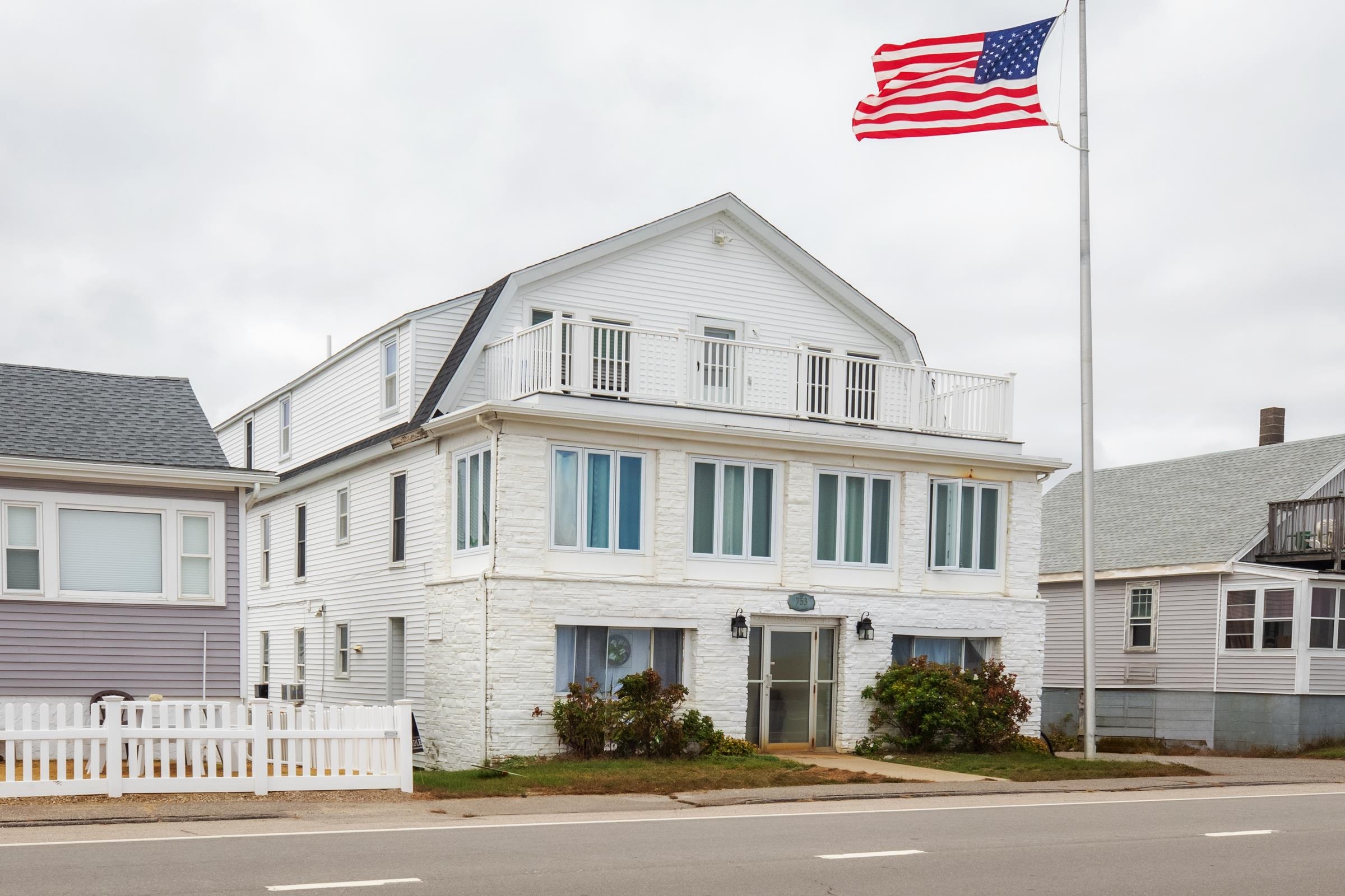 753 Ocean Boulevard