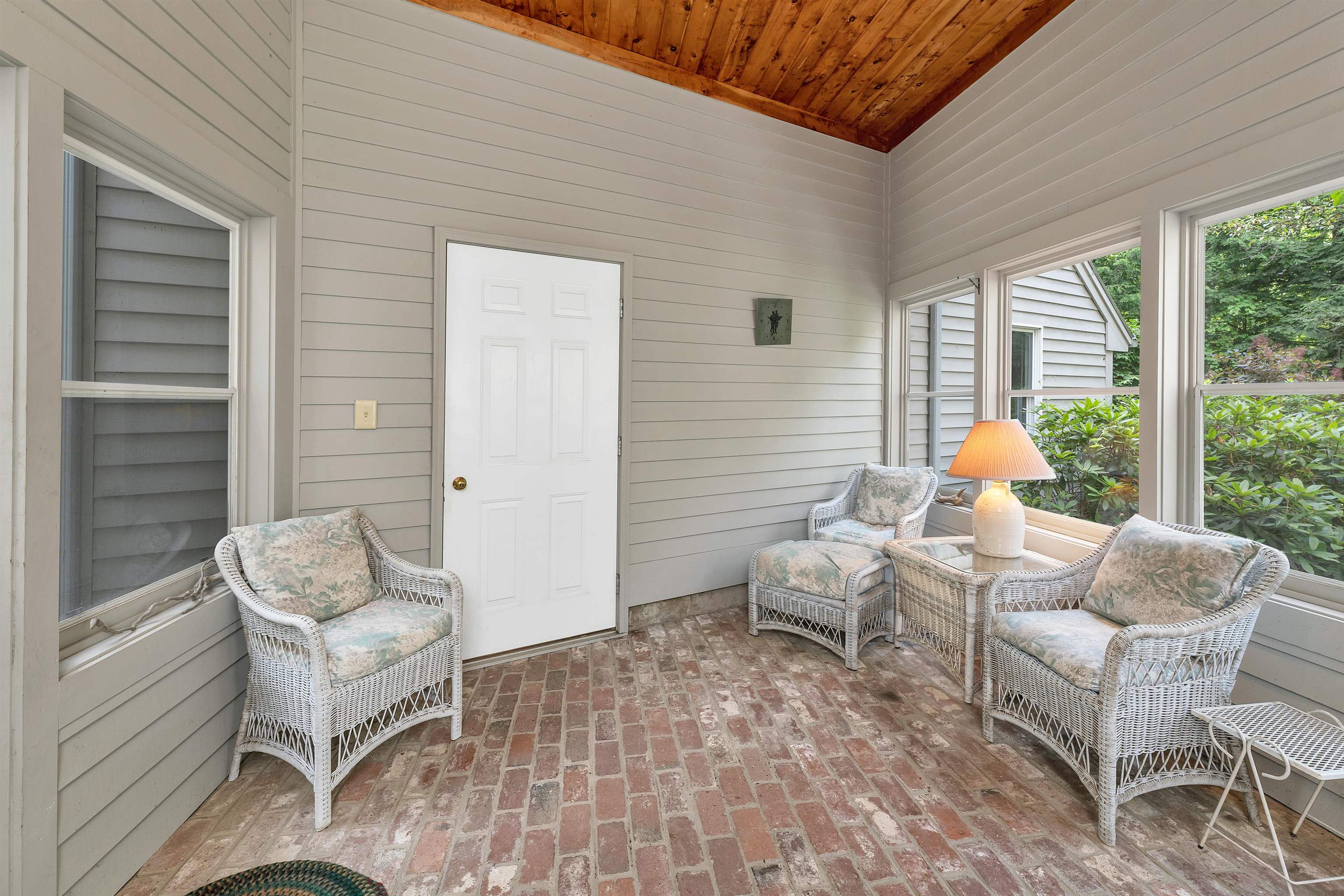 28 Spruce Road