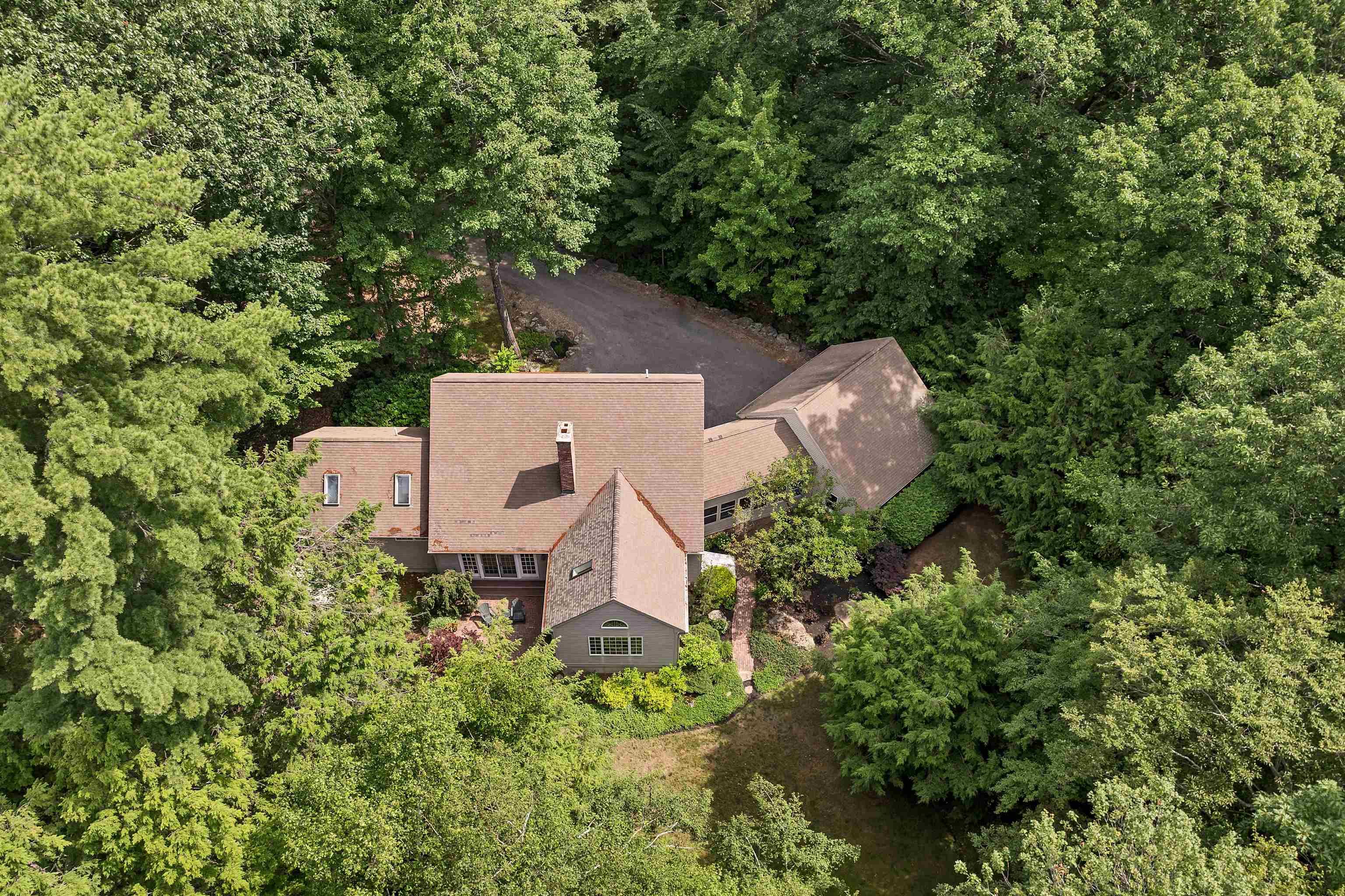 28 Spruce Road