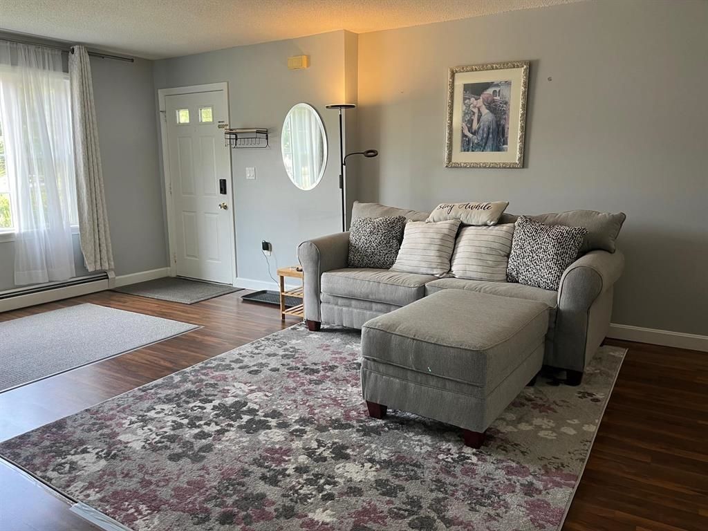 Photo of 313 Springbrook Circle, Portsmouth, NH 03801 (MLS # 5068455)