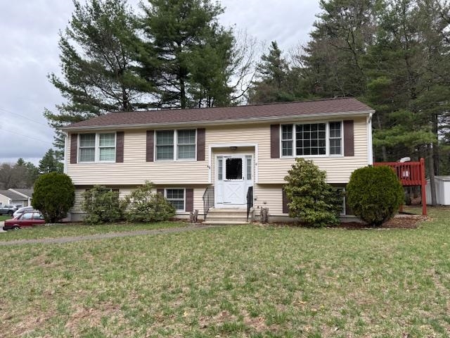 Photo 1 of 17 — 18 Baltimore Road, Nashua, NH 03062