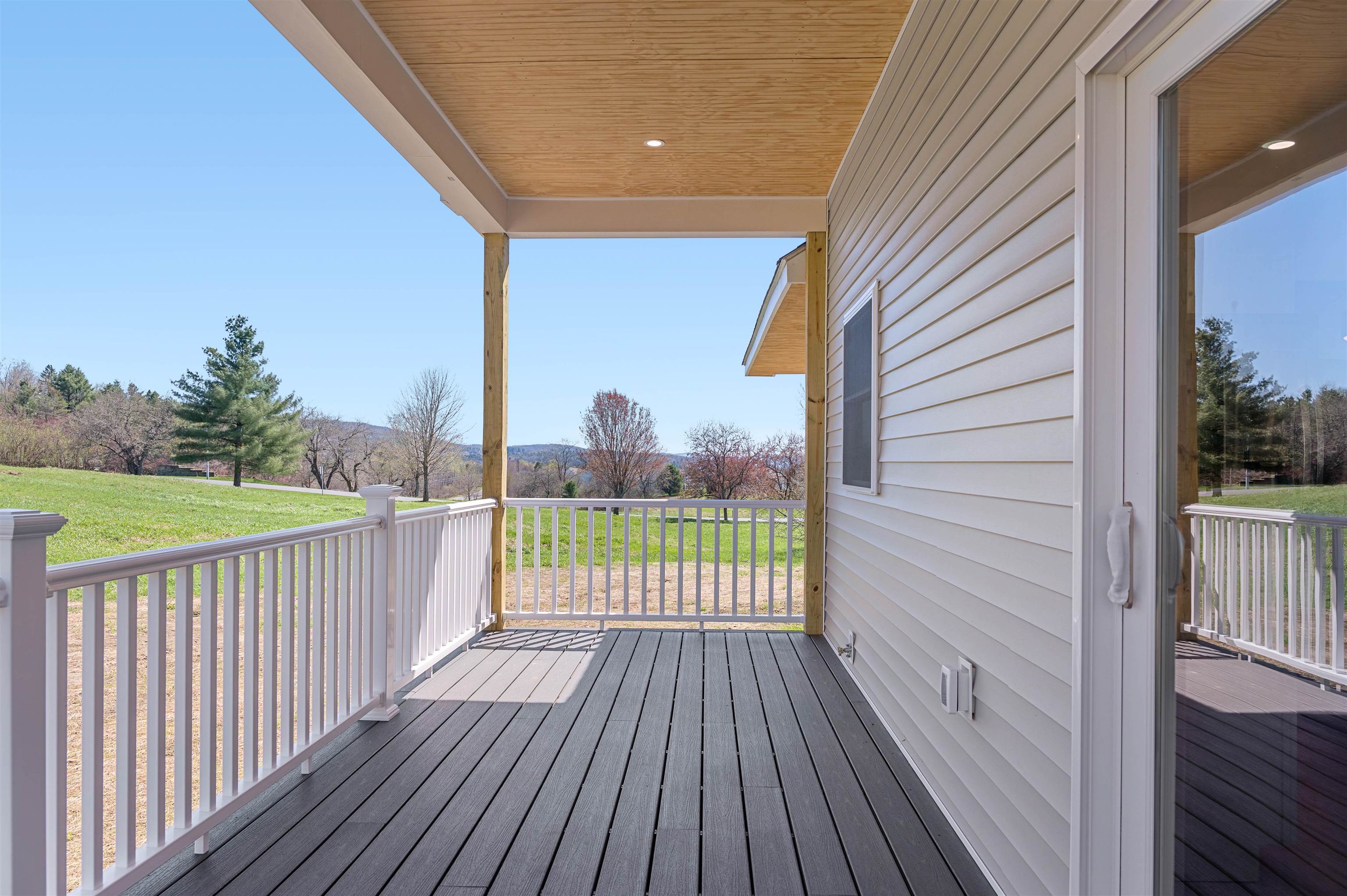 6 Countryside Drive