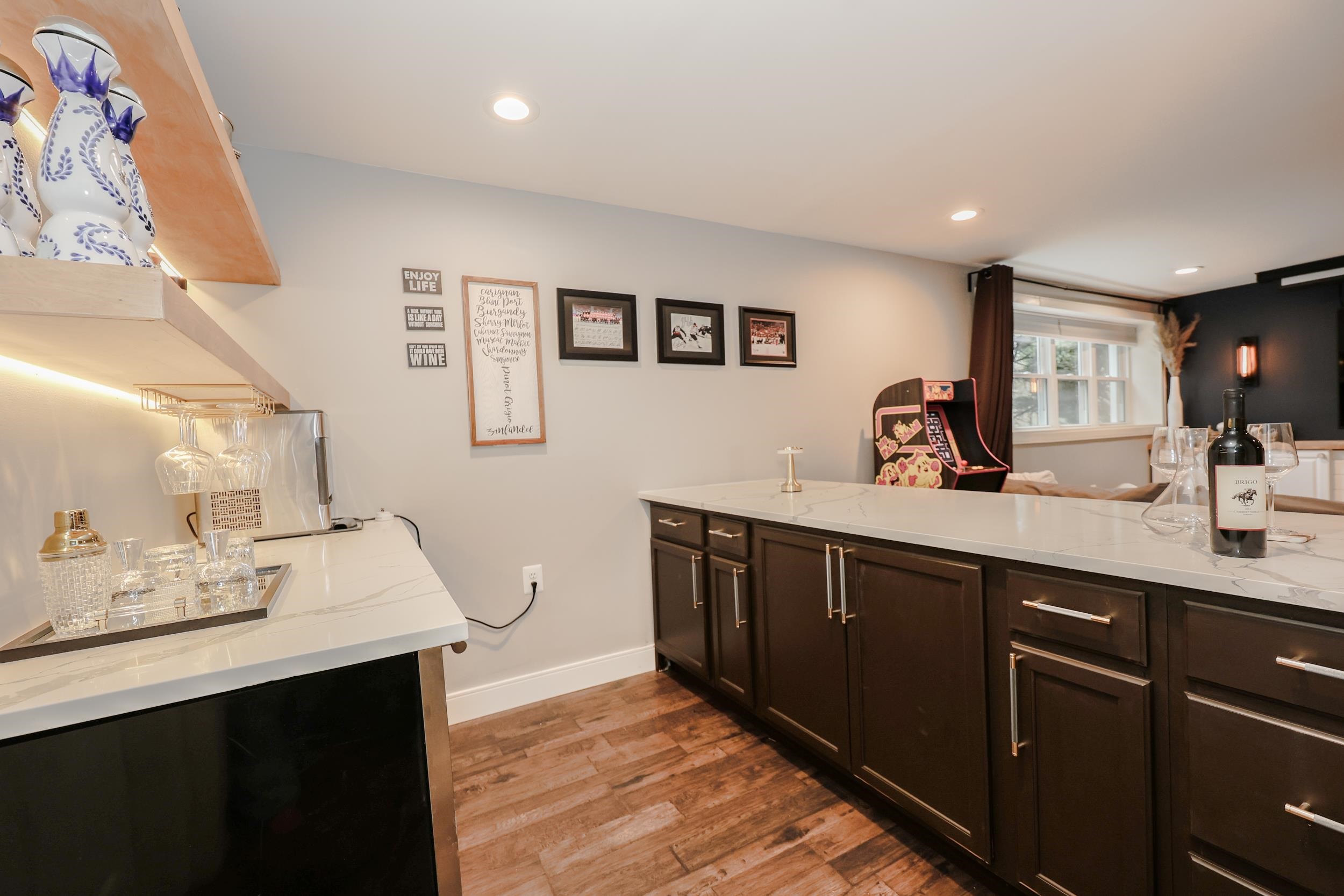 Windham, New Hampshire 03087, United States, 4 Bedrooms Bedrooms, ,4 BathroomsBathrooms,Residential,Pending,103694