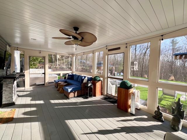 Windham, New Hampshire 03087, United States, 4 Bedrooms Bedrooms, ,4 BathroomsBathrooms,Residential,Pending,103694