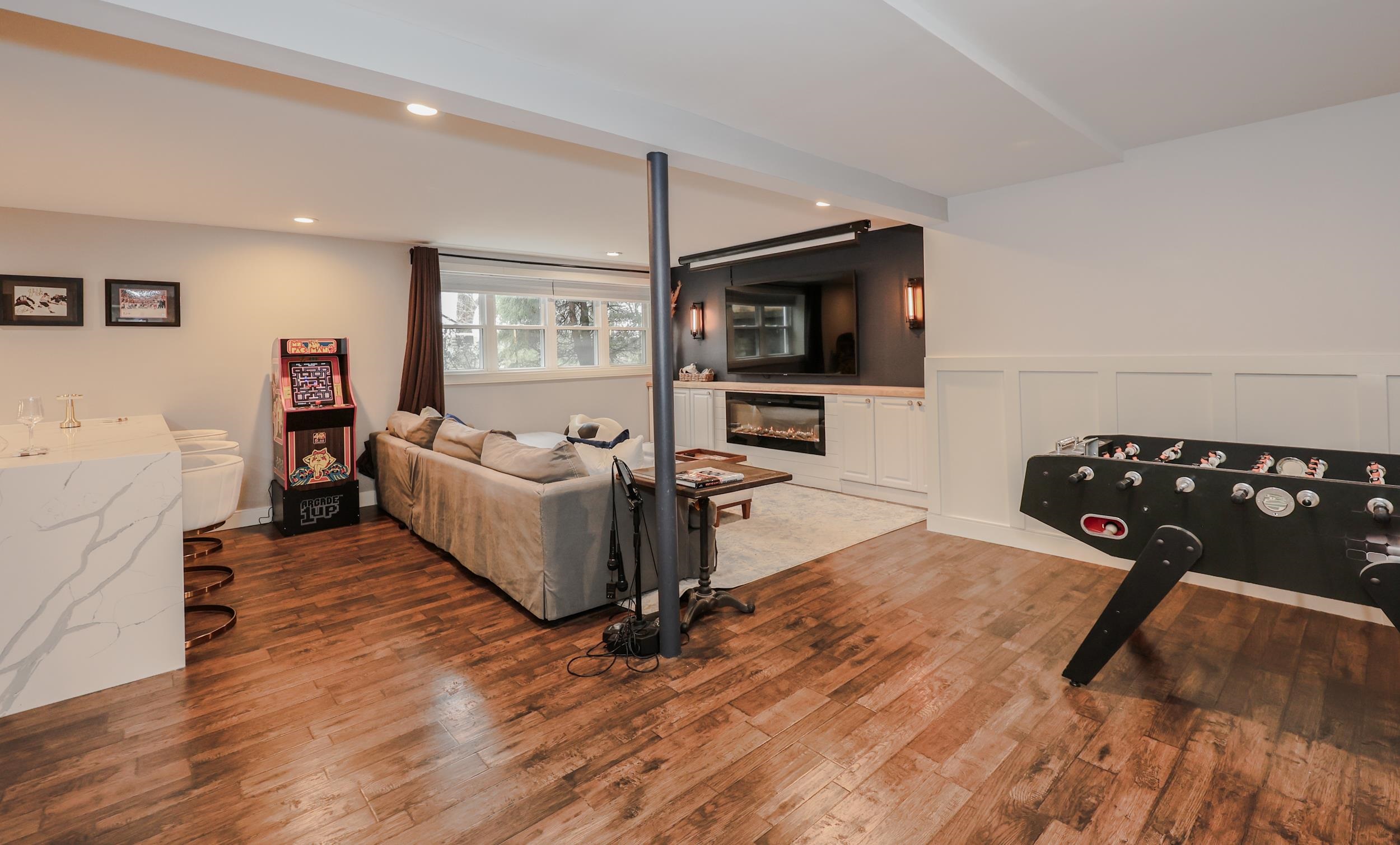 Windham, New Hampshire 03087, United States, 4 Bedrooms Bedrooms, ,4 BathroomsBathrooms,Residential,Pending,103694