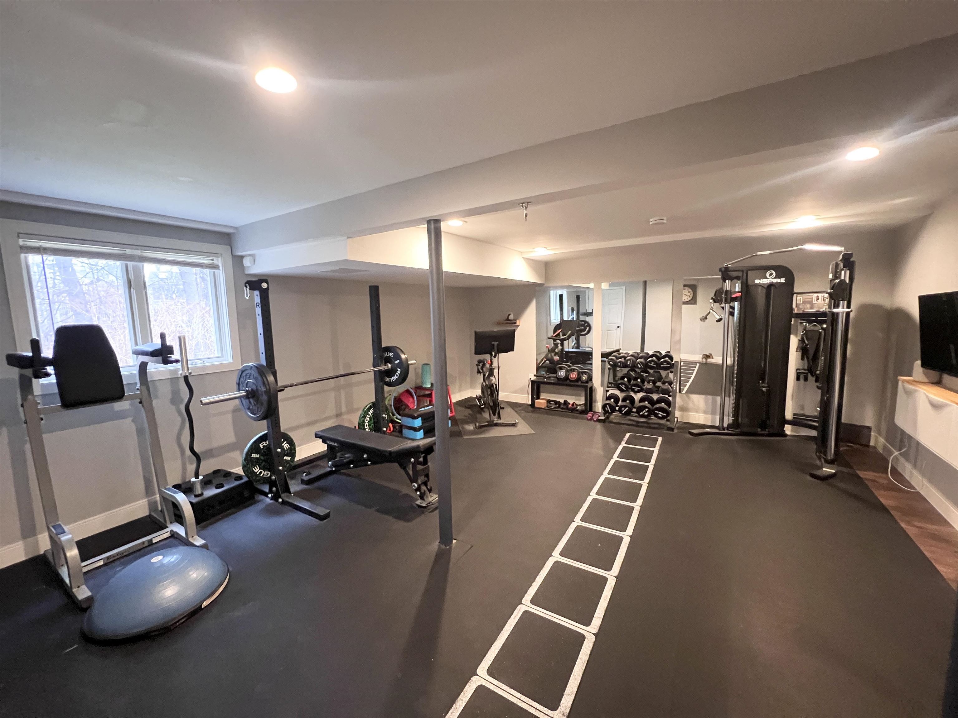 Windham, New Hampshire 03087, United States, 4 Bedrooms Bedrooms, ,4 BathroomsBathrooms,Residential,Pending,103694