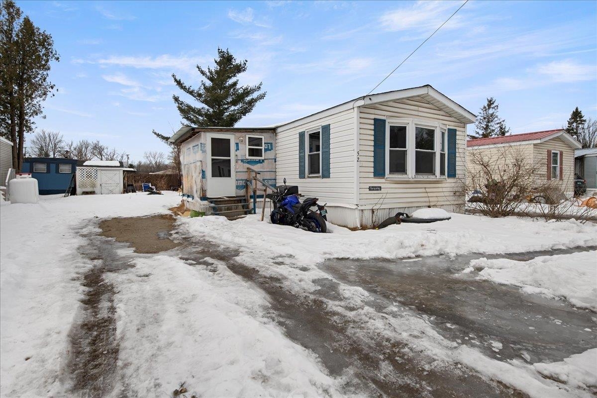52 Rita Way