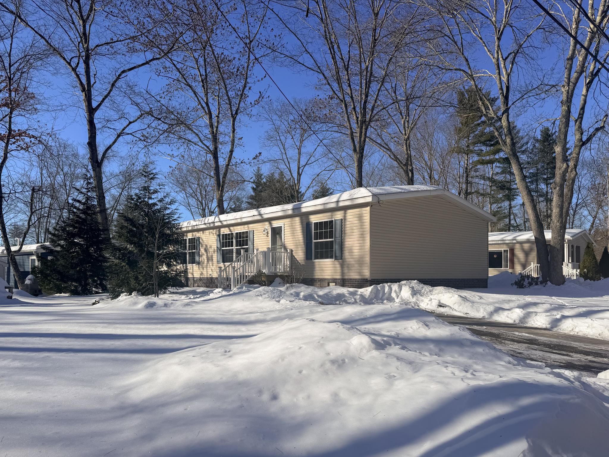 220 Robin Hood Drive 220