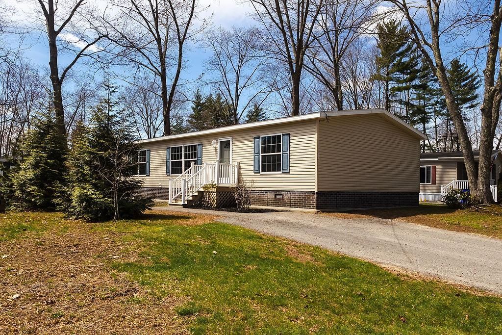 Photo of 220 Robin Hood Drive #220, Exeter, NH 03833 (MLS # 5075841)