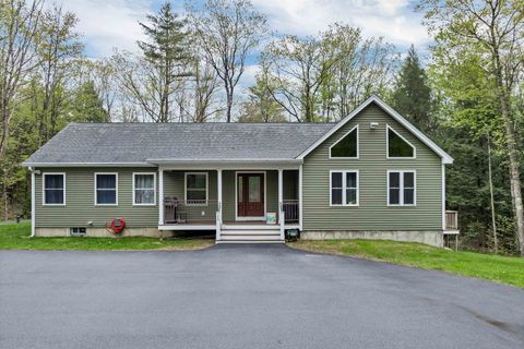 Photo of 29 Reservoir Heights Road, Plymouth, NH 03264 (MLS # 5043063)