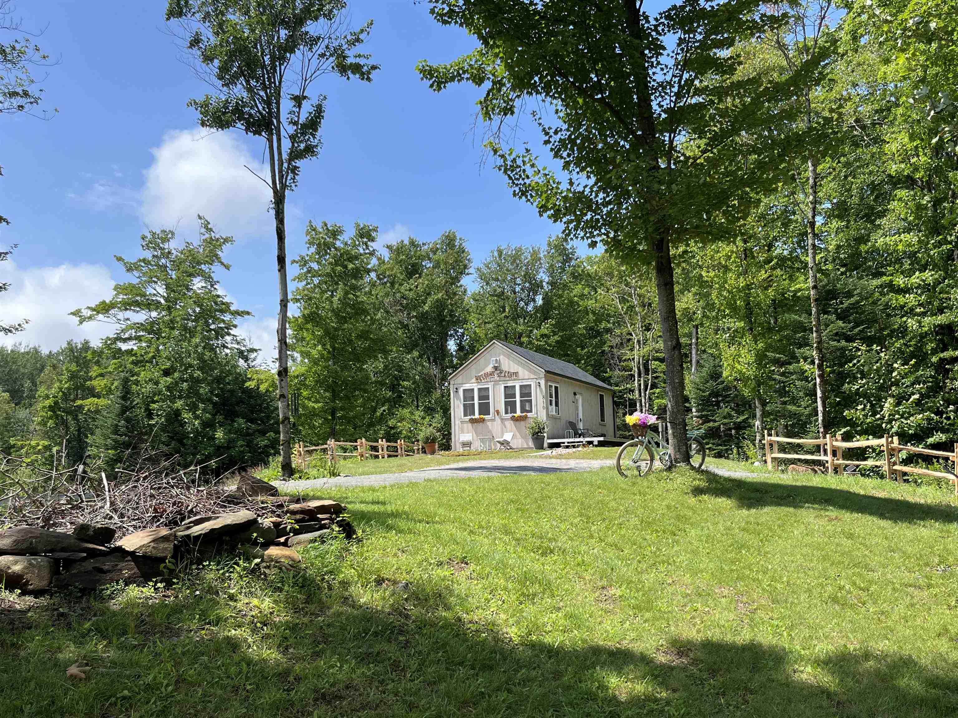 810 Hinton Hill Road