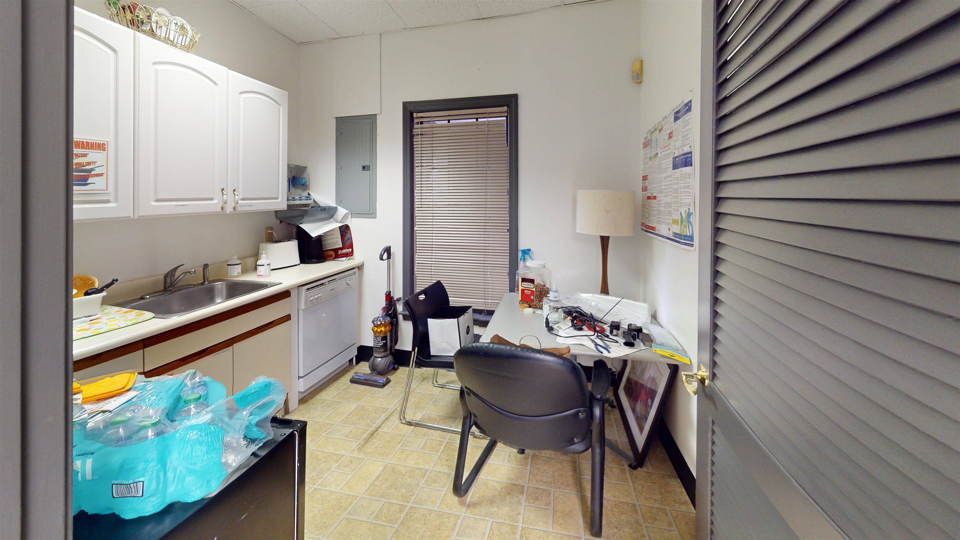 875 Greenland Road B2