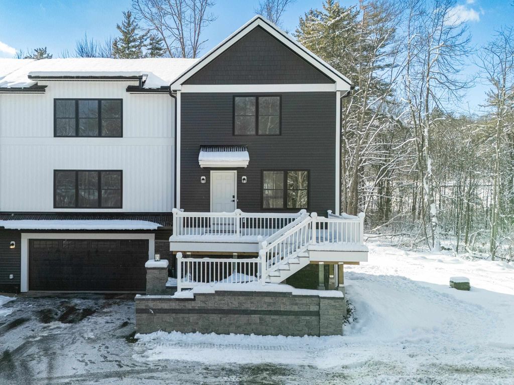 Photo of 103 Rockingham Road #2, Londonderry, NH 03053 (MLS # 5054386)