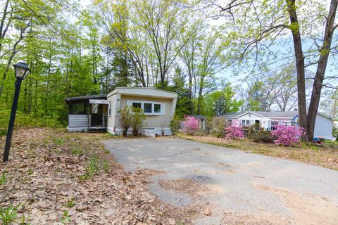 23 Liscomb Circle 24 Gilford NH 03249