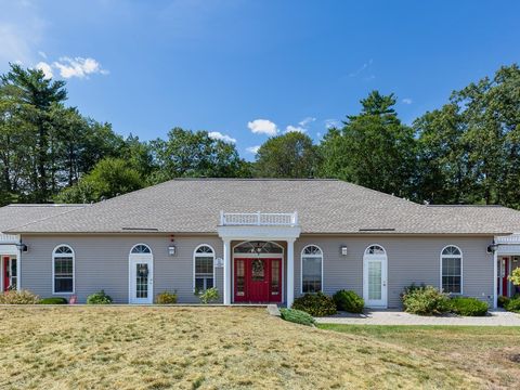 55 Lantern Lane Kingston NH 03848