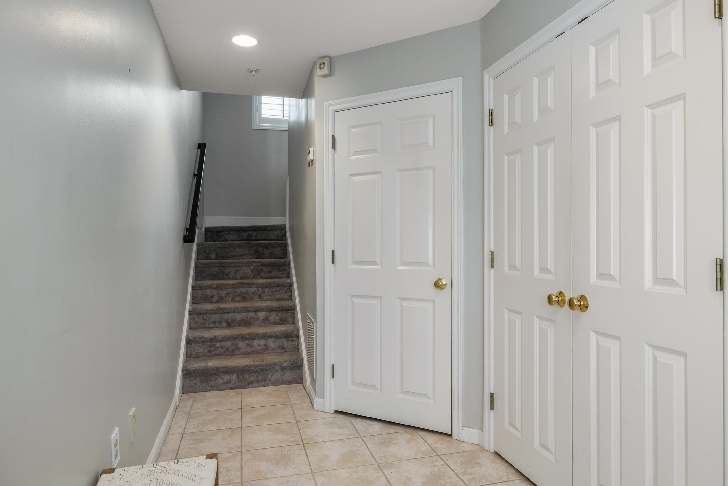 520 Ocean Boulevard 10