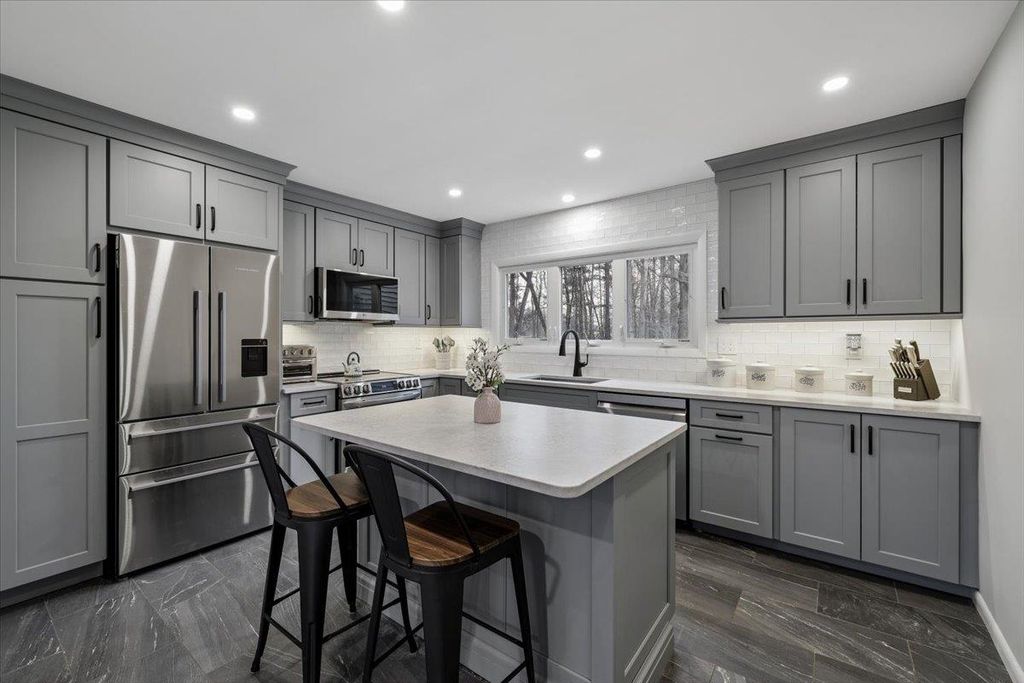 Photo of 26 Bert Street, Hooksett, NH 03106 (MLS # 5081803)