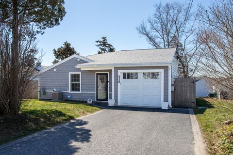 Photo of 523 Winnacunnet Road, Hampton, NH 03842 (MLS # 5082835)