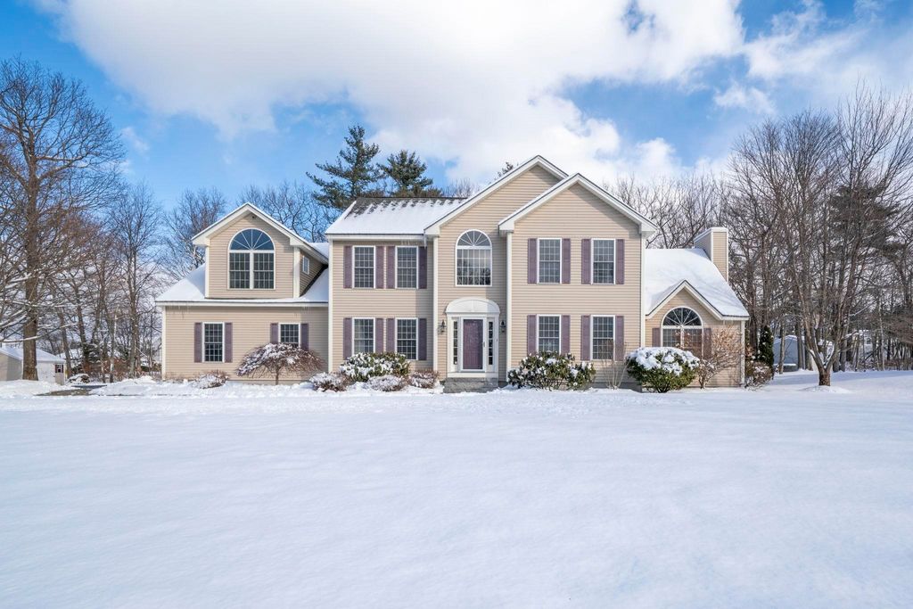 Photo of 5 Thistle Lane, Hooksett, NH 03106 (MLS # 5074722)
