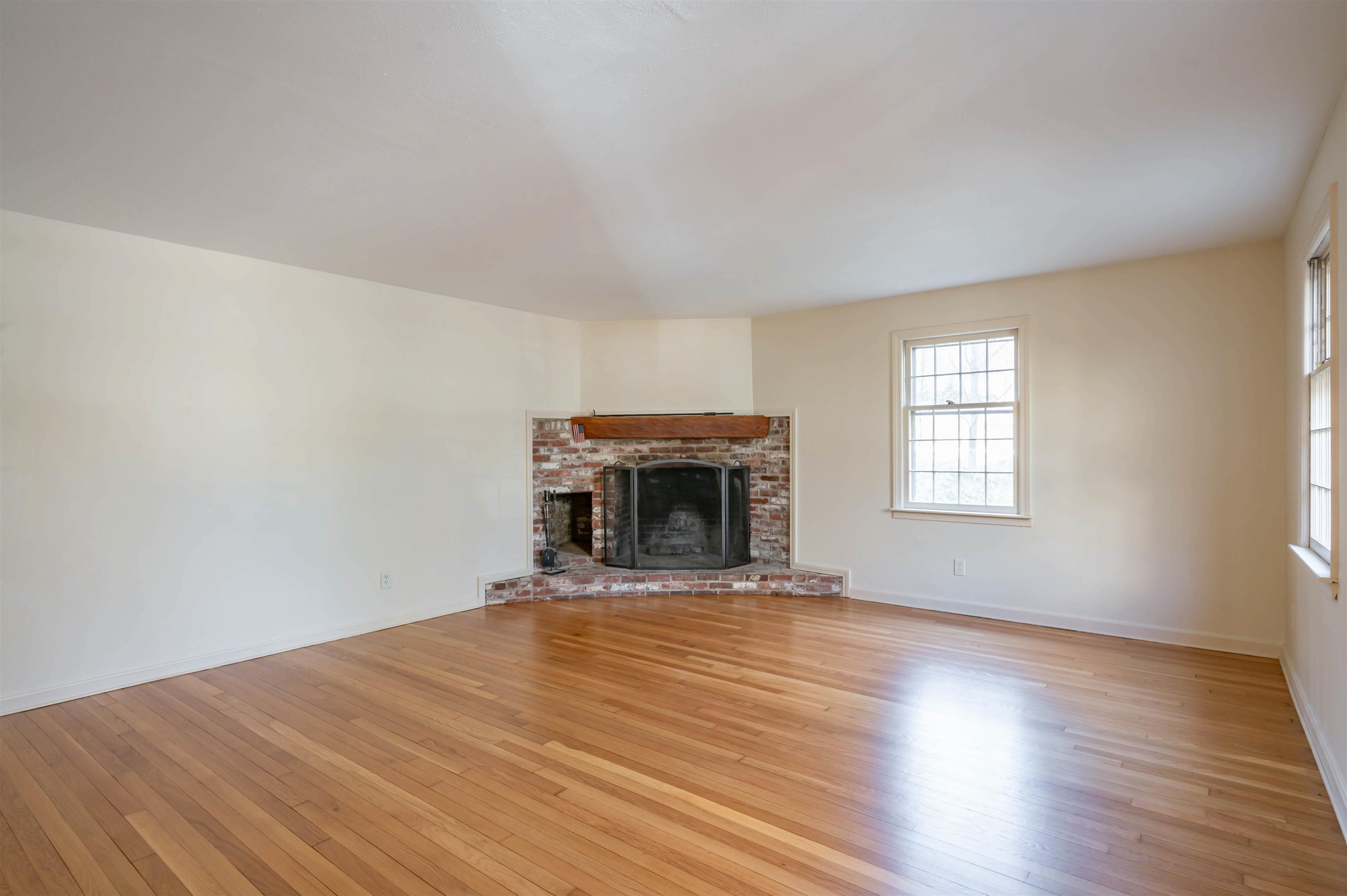 183 South Merrimack Road