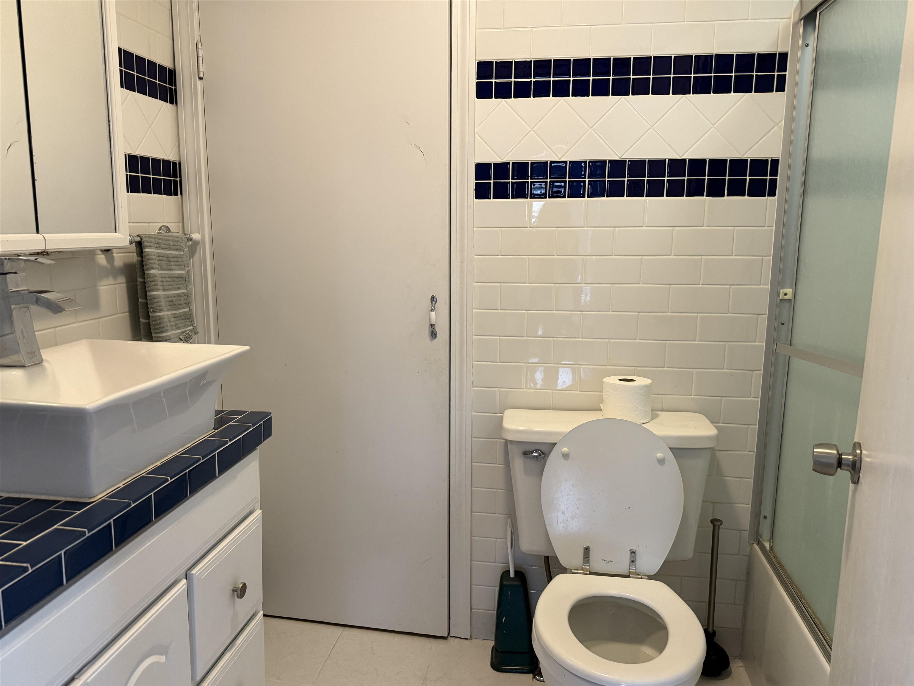 1403 Back Center Road