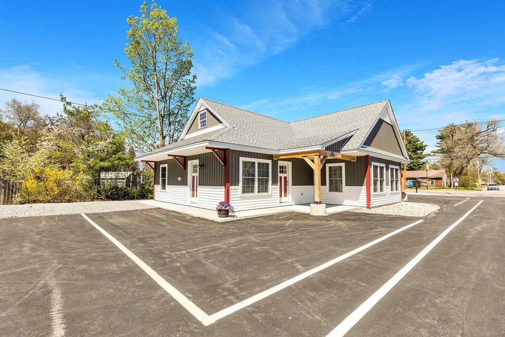 Photo of 2 Villa Brasi Lane, Boscawen, NH 03303 (MLS # 5047221)