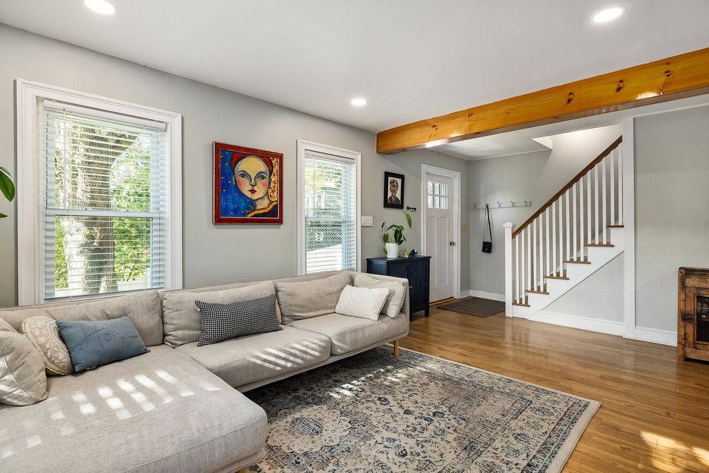 Photo of 25 Morning Street, Portsmouth, NH 03801 (MLS # 5066211)