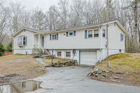 Photo of 119 Belknap Road, Hudson, NH 03051 (MLS # 5082281)