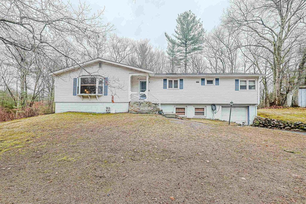 Photo of 119 Belknap Road, Hudson, NH 03051 (MLS # 5082281)