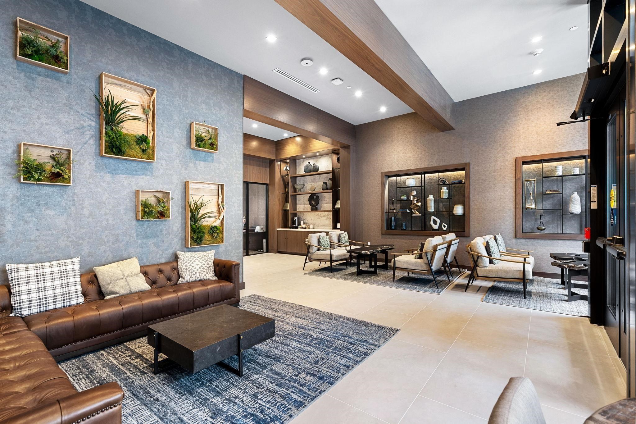 18 Artisan Drive 416