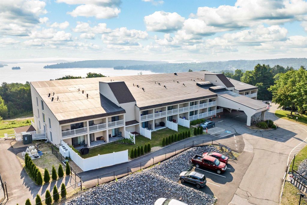 Photo of 375 Endicott N. Street #104A, Laconia, NH 03246 (MLS # 5058624)