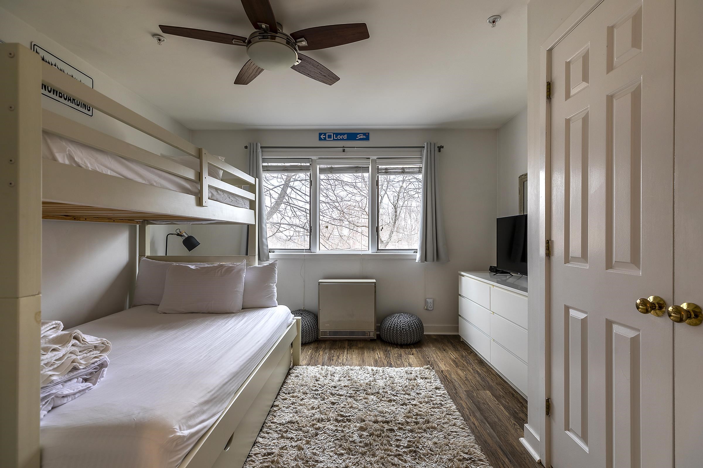 Stratton, Vermont 05155, United States, 2 Bedrooms Bedrooms, ,2 BathroomsBathrooms,Residential,Active,113883