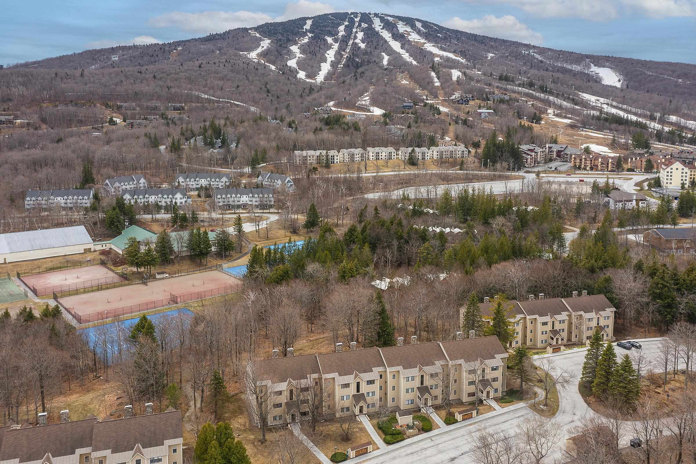 Stratton, Vermont 05155, United States, 2 Bedrooms Bedrooms, ,2 BathroomsBathrooms,Residential,Active,113883