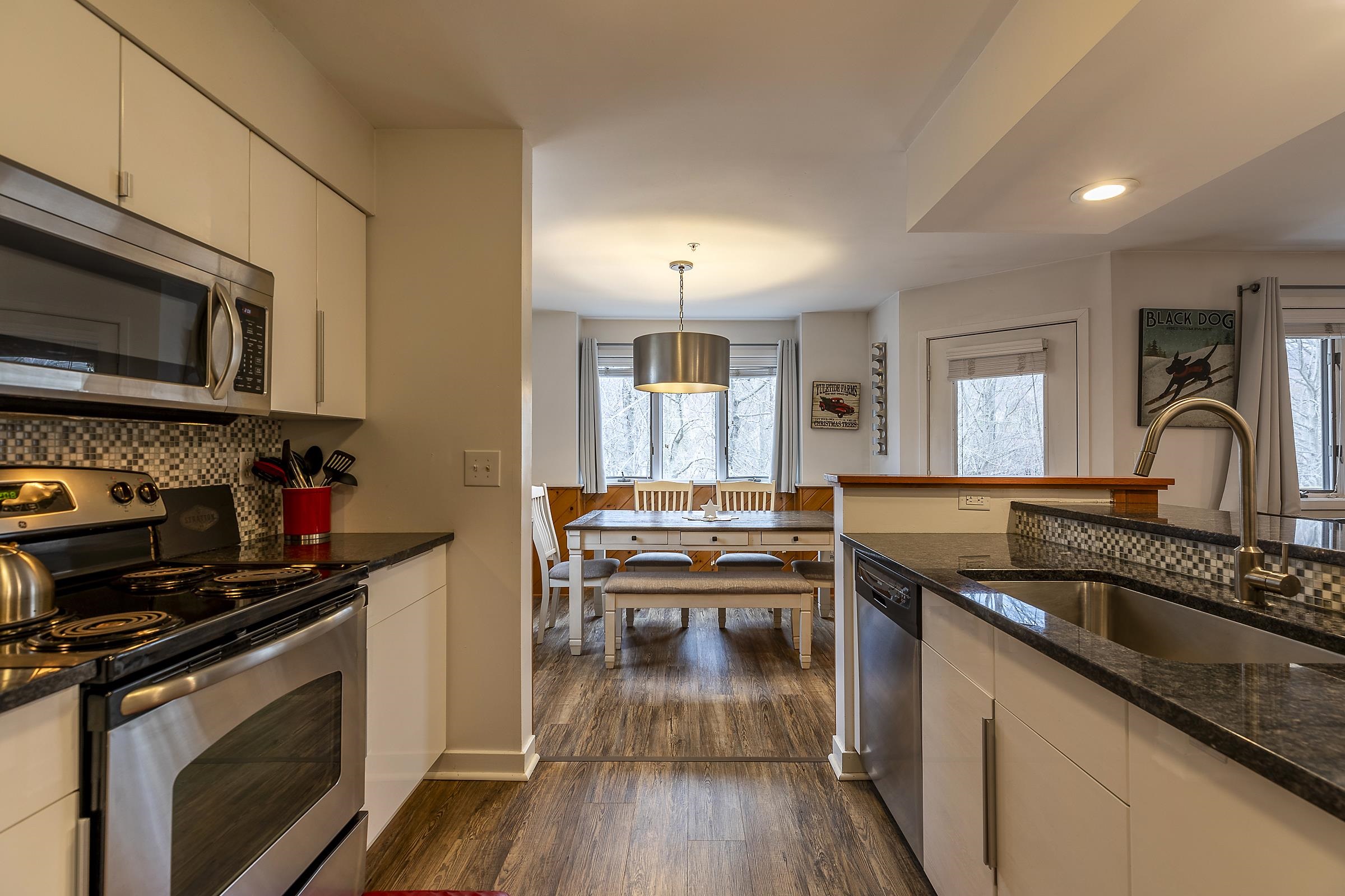 Stratton, Vermont 05155, United States, 2 Bedrooms Bedrooms, ,2 BathroomsBathrooms,Residential,Active,113883