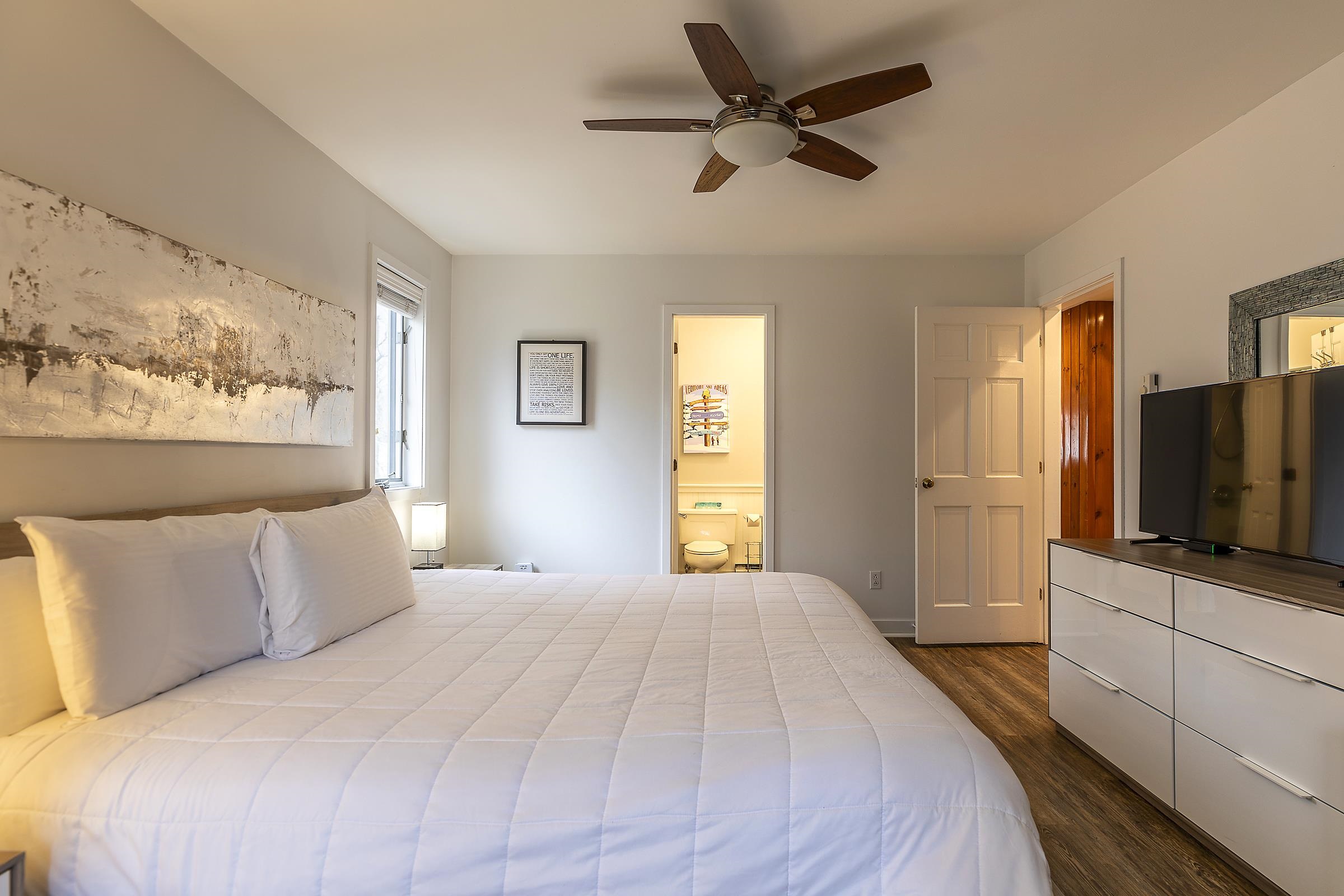 Stratton, Vermont 05155, United States, 2 Bedrooms Bedrooms, ,2 BathroomsBathrooms,Residential,Active,113883