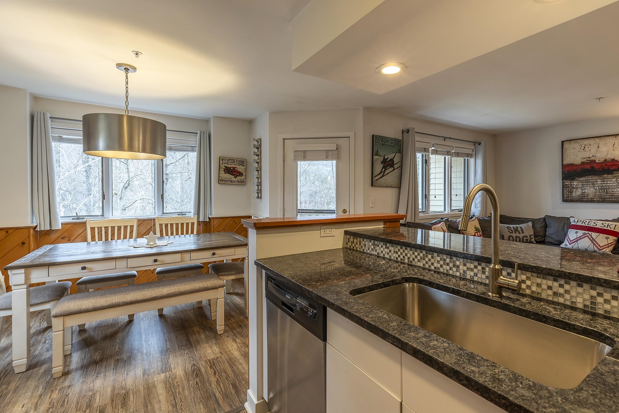 Stratton, Vermont 05155, United States, 2 Bedrooms Bedrooms, ,2 BathroomsBathrooms,Residential,Active,113883