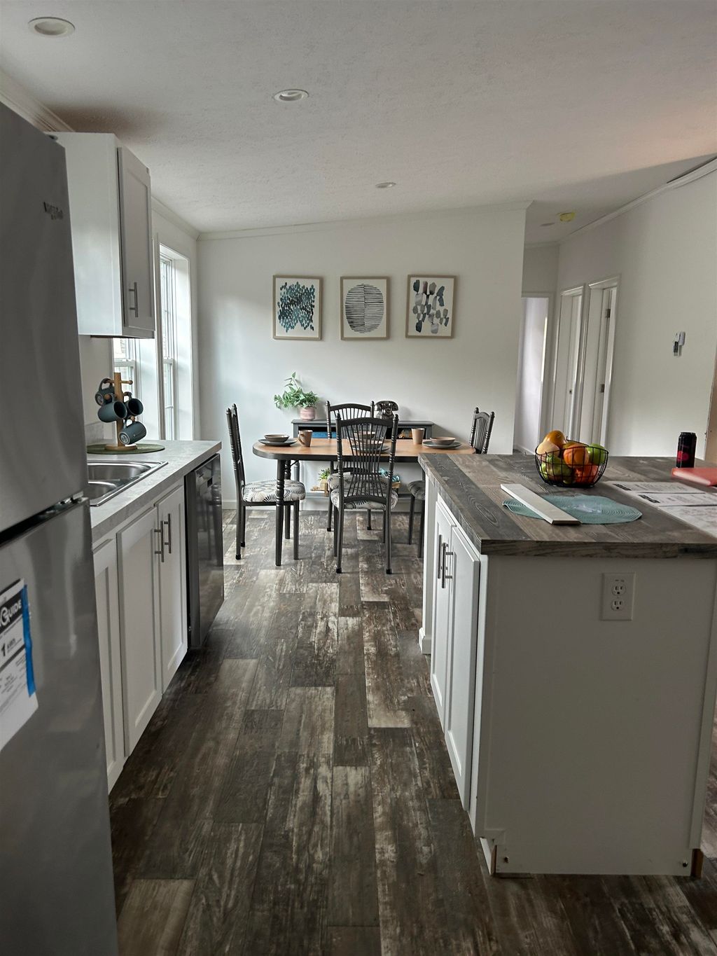 Photo of 11 Presidential Drive, Allenstown, NH 03275 (MLS # 5067329)