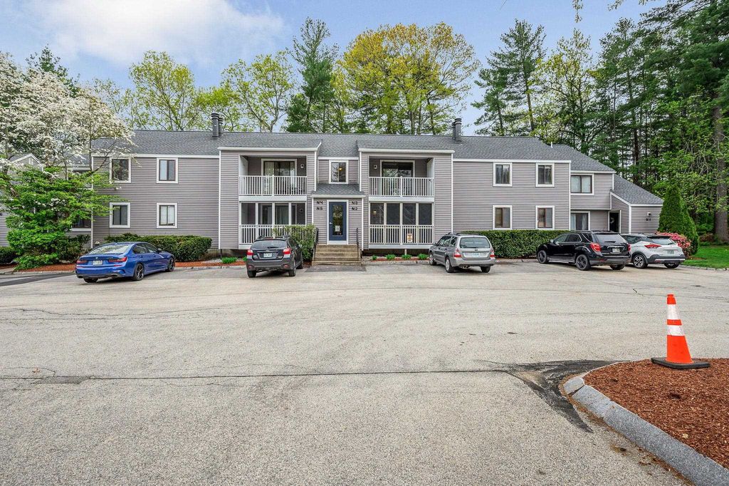 Photo of 3 Snow Circle #N3, Nashua, NH 03062 (MLS # 5088424)