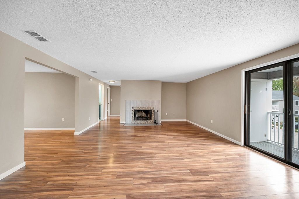 Photo of 3 Snow Circle #N3, Nashua, NH 03062 (MLS # 5088424)