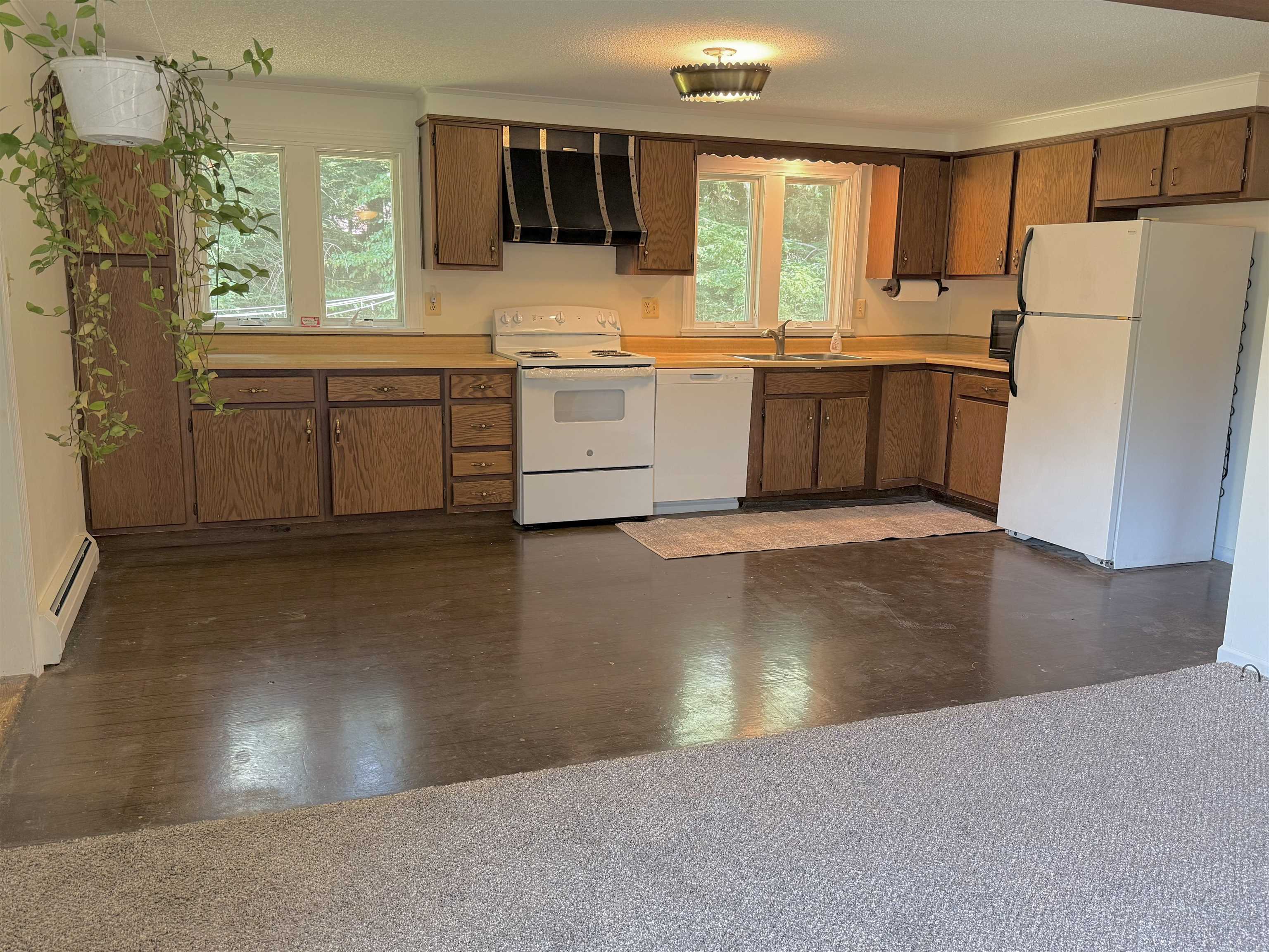 112 Breezy Acres Drive