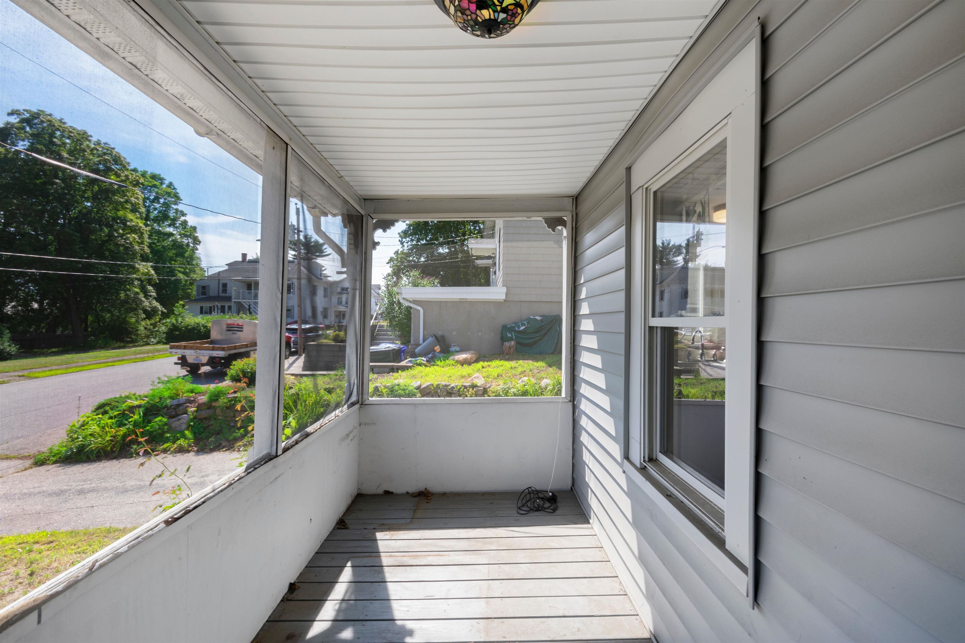 522 Central Street