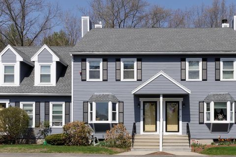 23 Shoal Creek Road Hudson NH 03051