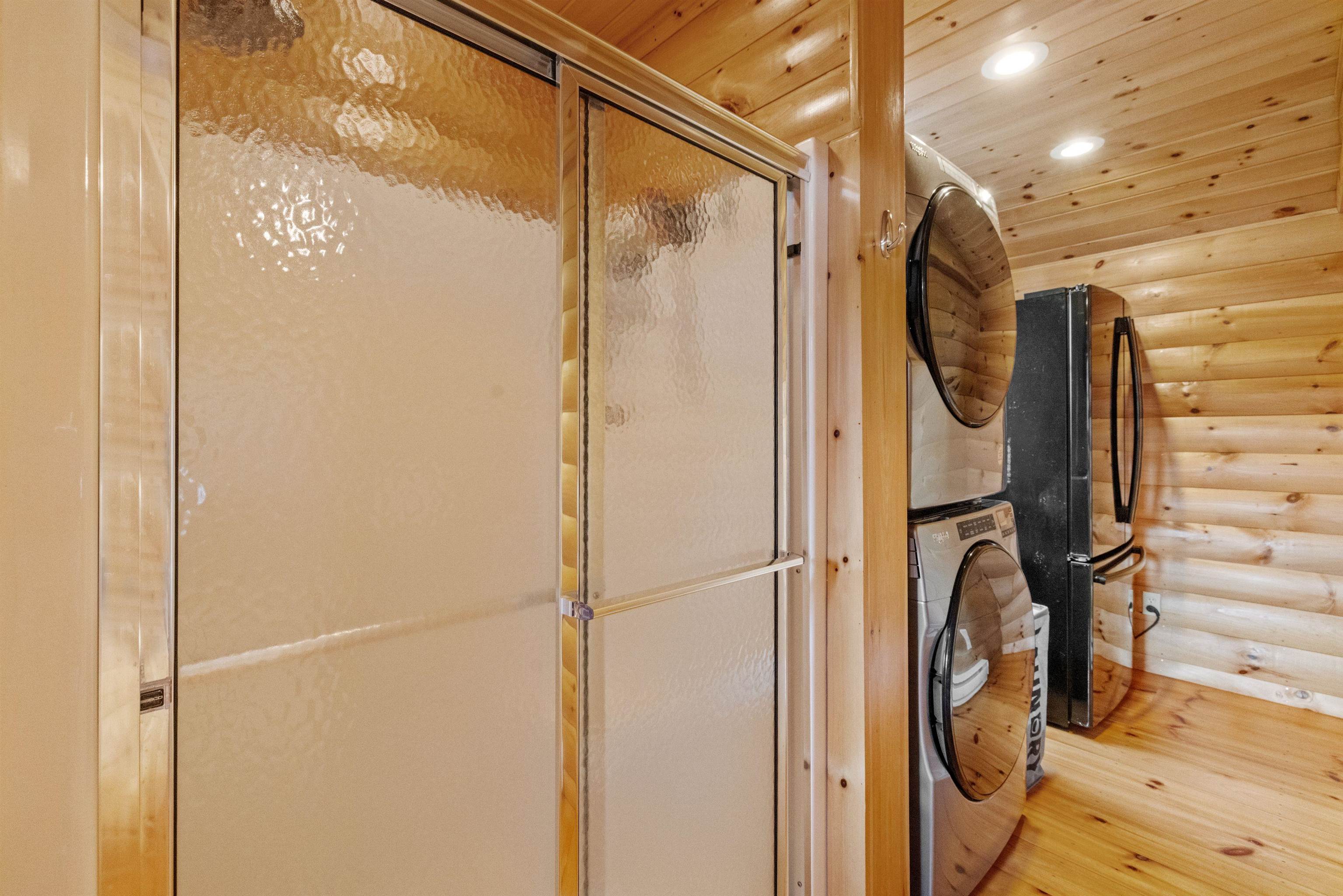 Columbia, New Hampshire 03576, United States, 6 Bedrooms Bedrooms, ,5 BathroomsBathrooms,Residential,Active,141463