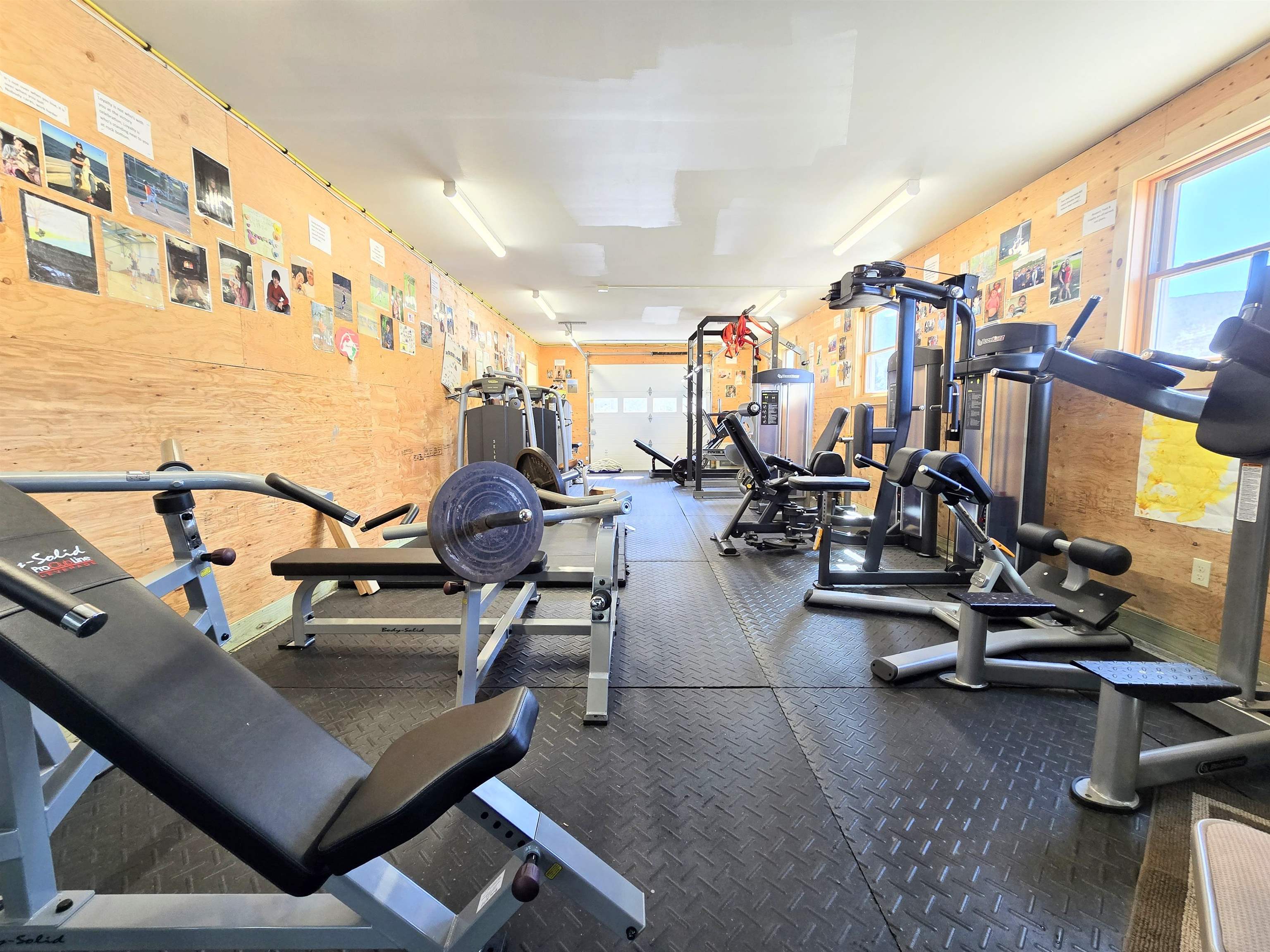 Columbia, New Hampshire 03576, United States, 6 Bedrooms Bedrooms, ,5 BathroomsBathrooms,Residential,Active,141463