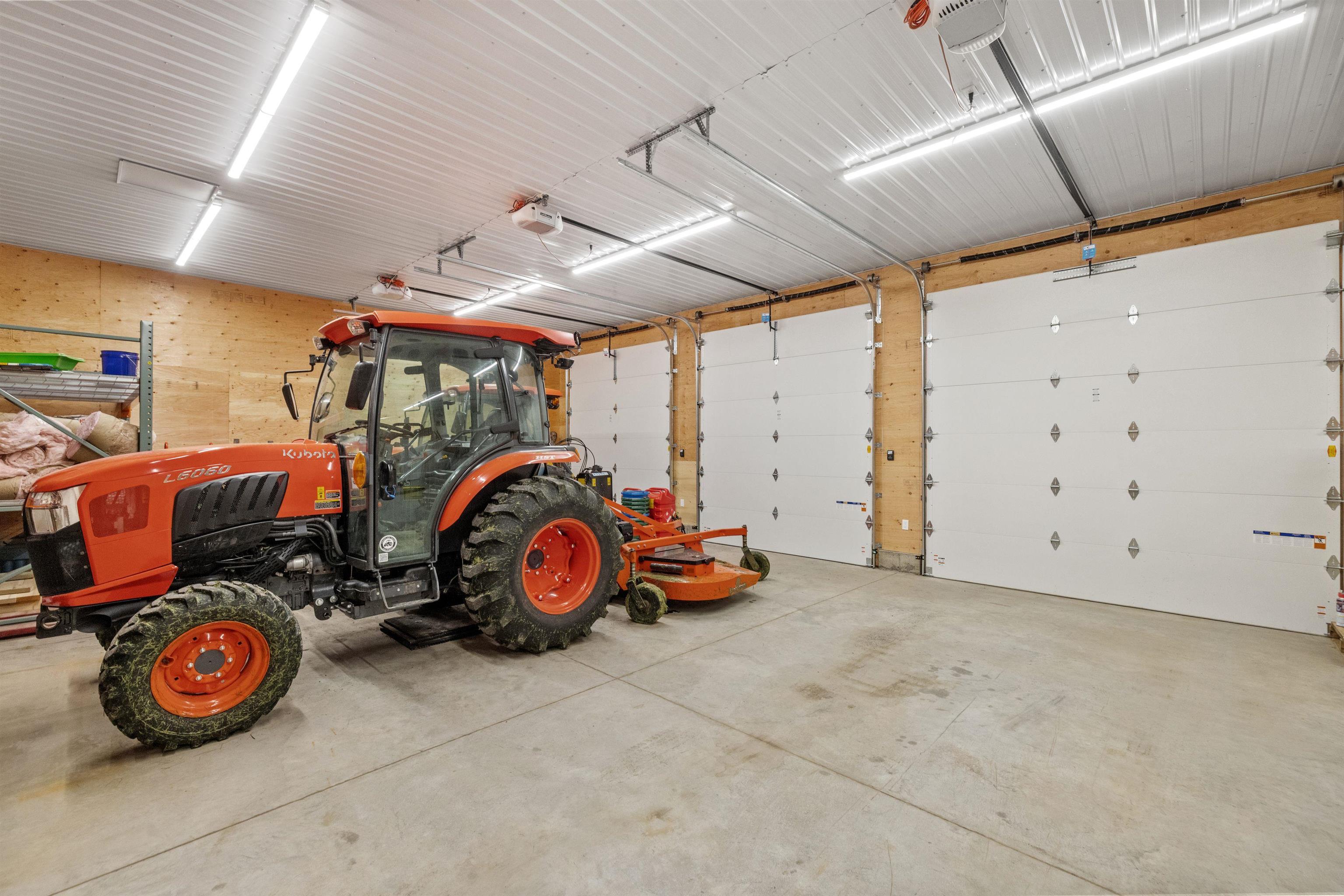 Columbia, New Hampshire 03576, United States, 6 Bedrooms Bedrooms, ,5 BathroomsBathrooms,Residential,Active,141463