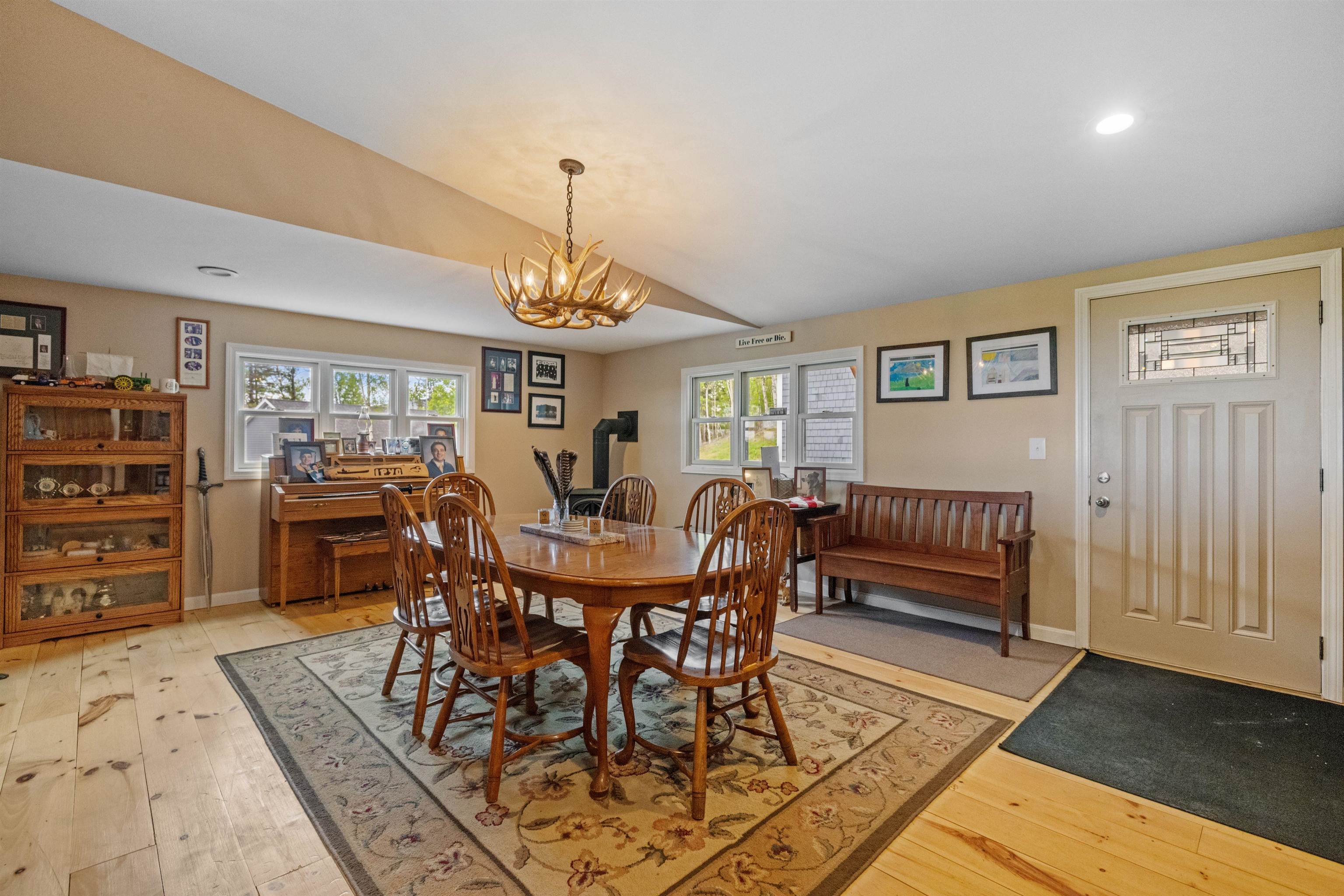 Columbia, New Hampshire 03576, United States, 6 Bedrooms Bedrooms, ,5 BathroomsBathrooms,Residential,Active,141463