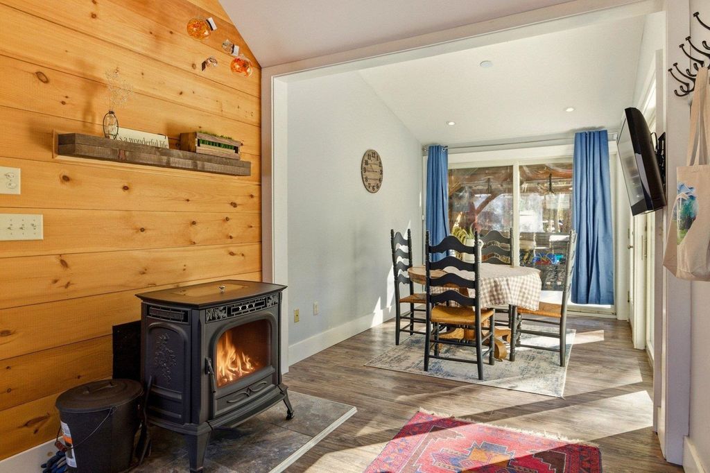 Photo of 54 Harding Street, Rochester, NH 03867 (MLS # 5077611)