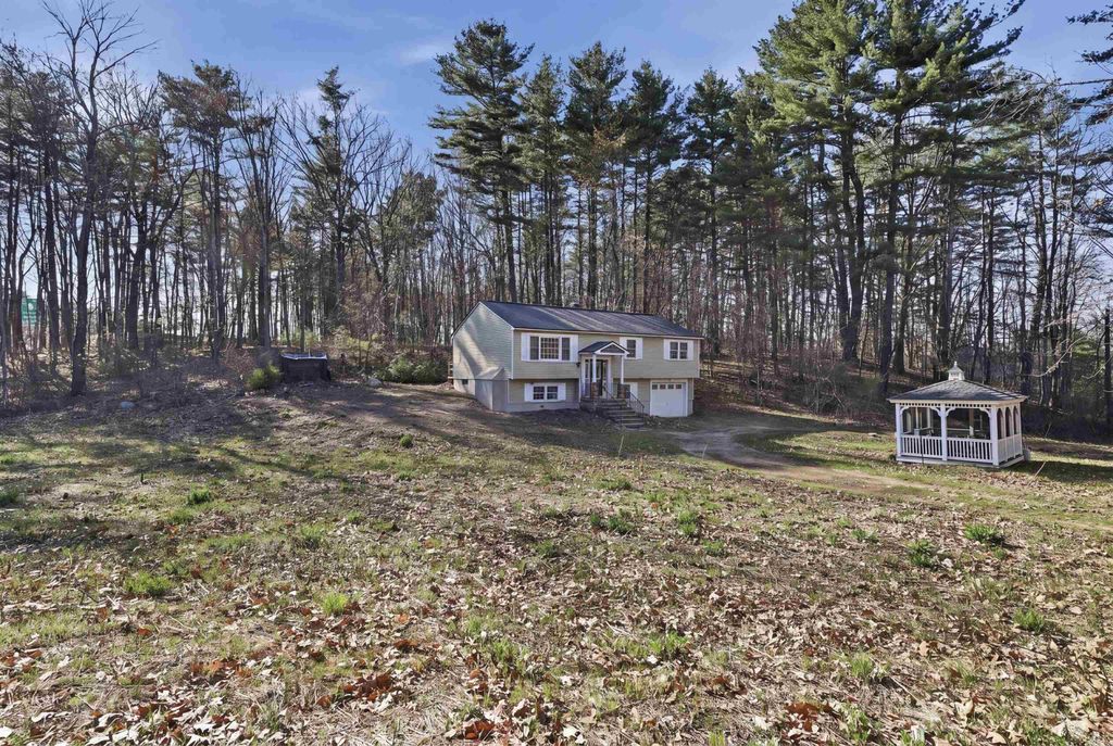 Photo of 115 Fordway Extension, Derry, NH 03038 (MLS # 5086156)