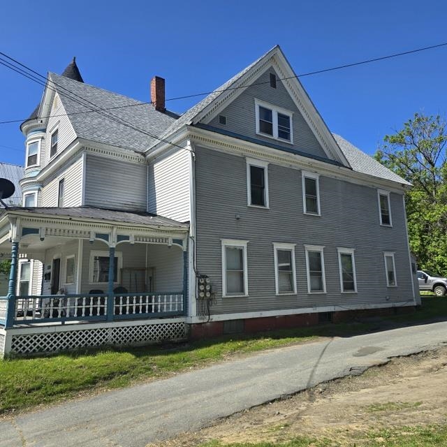 663 Railroad Street